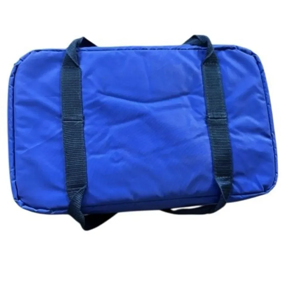 Pyrex Portables Insulated Carry Bag With 2.2 Qt. Glass Casserole Dish & Lid